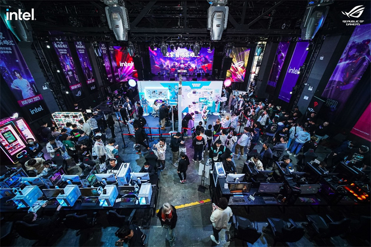 华硕Z790吹雪新主板领衔，引爆2023 ROG DAY-第1张图片-科技快讯