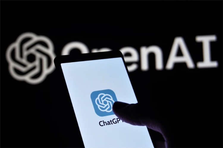 没想到那么赚钱！OpenAI营收暴涨8倍，或还将助力微软市值超过苹果-第1张图片-科技快讯