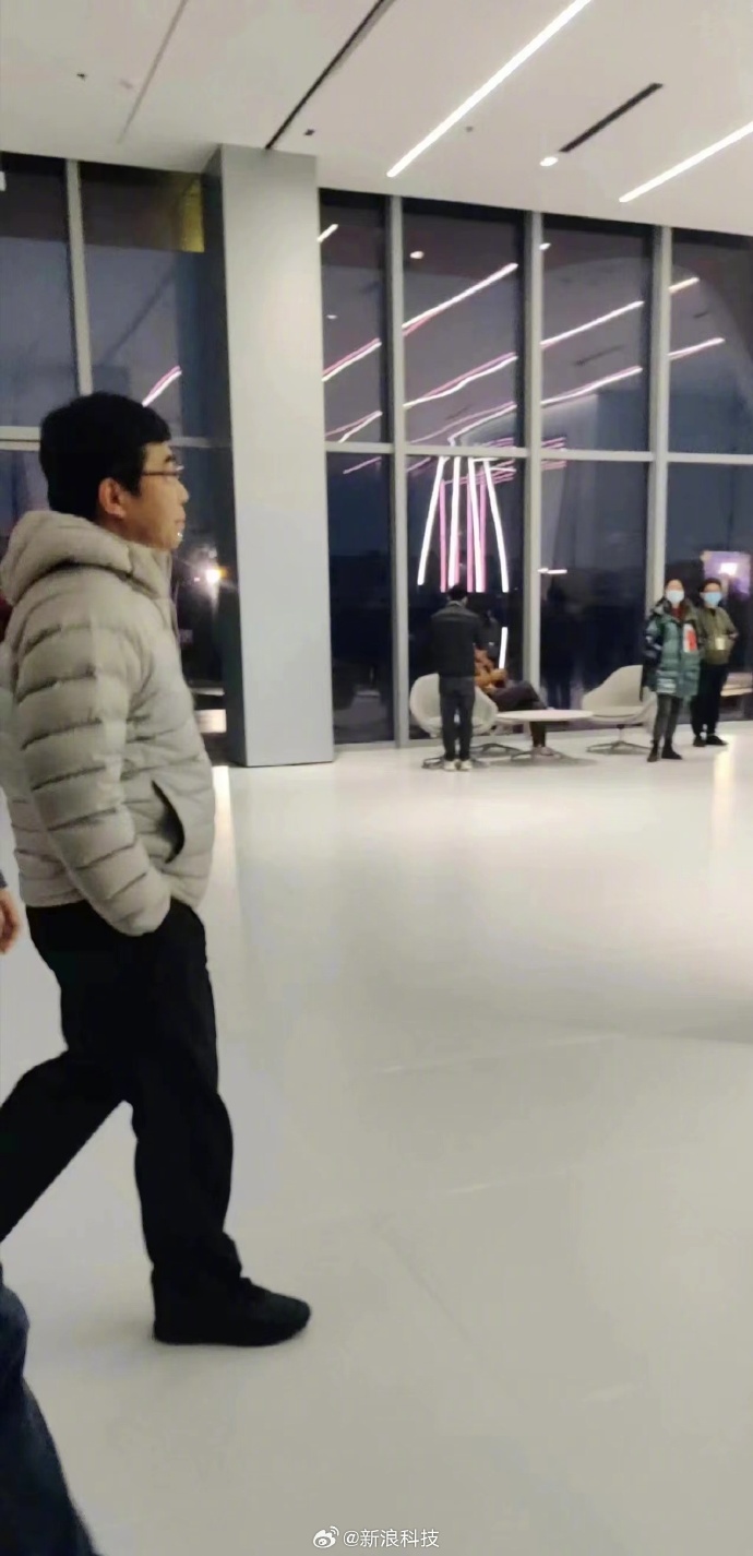 高合创始人丁磊现身上海总部，内部会议表示还有三个月翻身空窗期-第2张图片-科技快讯