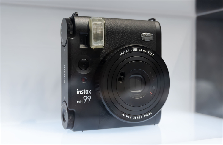 不来打卡真的会遗憾！富士instax重庆开启mini99限时体验空间，定格光影幻妙-第6张图片-科技快讯