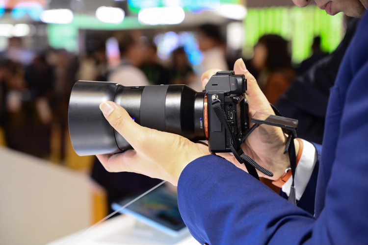 CIIE2023丨蔡司连续六年参展进博会 全面展示光学技术-第2张图片-科技快讯