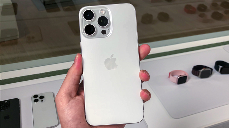 iPhone 15全系上手体验，一个功能值得国产手机厂商学习-第20张图片-科技快讯