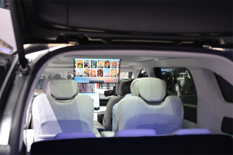 2023广州车展丨小鹏X9预售开启，打破传统MPV固有印象！-第4张图片-科技快讯