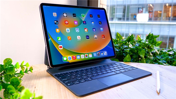 苹果首款OLED iPad Pro终于要来了，但屏幕可能会面临抽奖-第2张图片-科技快讯