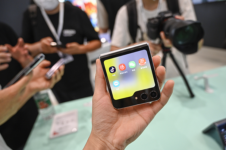 三星Galaxy Z Fold5/Z Flip5国行版发布，国内价格公布，副屏玩法更多样-第2张图片-科技快讯