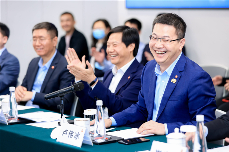 这名字是认真的吗？小米与卢米蓝共建OLED关键材料与器件联合实验室-第2张图片-科技快讯