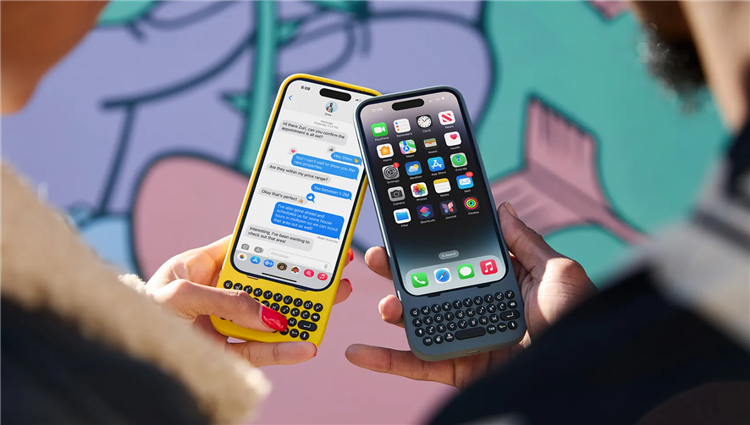 黑莓看了直呼内行！iPhone也有实体键盘配件了，不过价格有点小贵-第2张图片-科技快讯