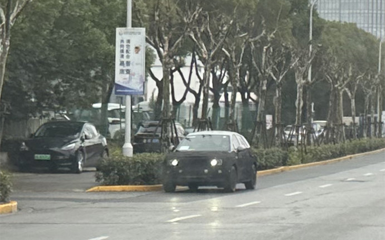蔚来新车曝光：或为全新子品牌"萤火虫"首款车型 有望三季度亮相-第2张图片-科技快讯