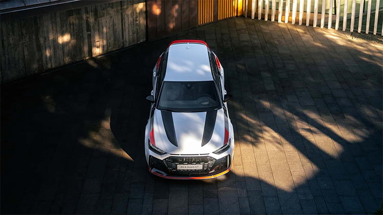  *** 660台，奥迪RS 6 Avant GT亮相：将于2025年上市-第5张图片-科技快讯