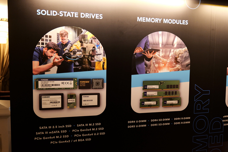 CES2024丨江波龙展示最新存储技术，助力各场景AI大模型应用-第2张图片-科技快讯