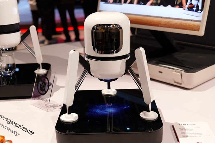 CES2024丨透明电视来了！LG发布全球首款无线透明OLED电视，今年上市-第12张图片-科技快讯