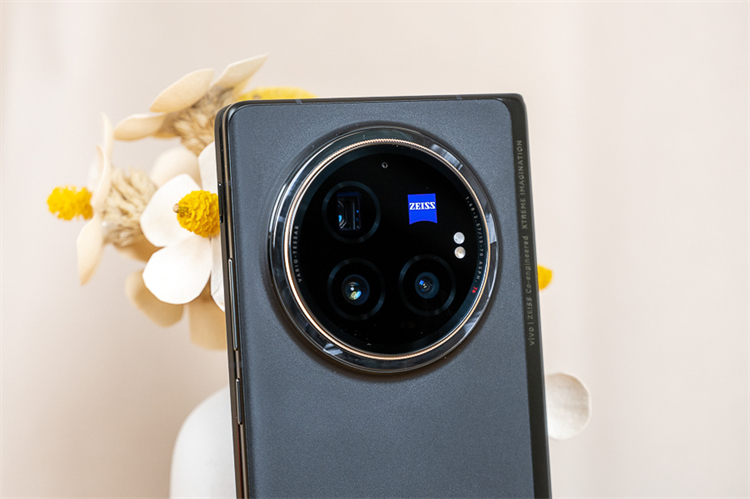 "官宣"加入苹果全家桶？6999元起的vivo X Fold3更轻更强，更适合果粉！-第6张图片-科技快讯