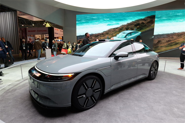 CES2024丨索尼用PS5手柄整活，直接操控电车上场-第4张图片-科技快讯