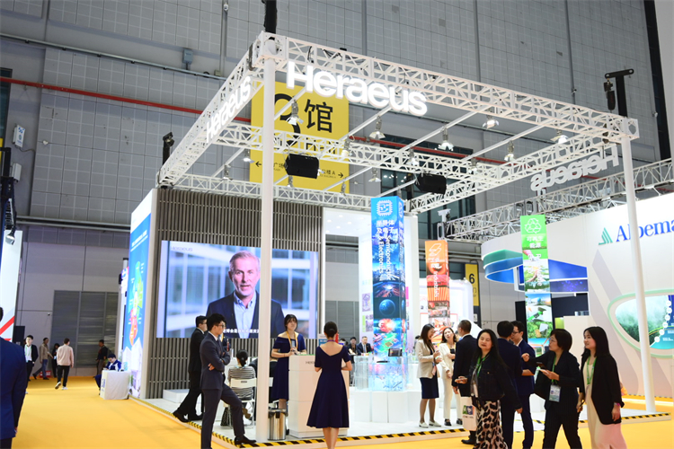 CIIE2023丨贺利氏六赴进博，发布全新贵金属催化剂-第1张图片-科技快讯