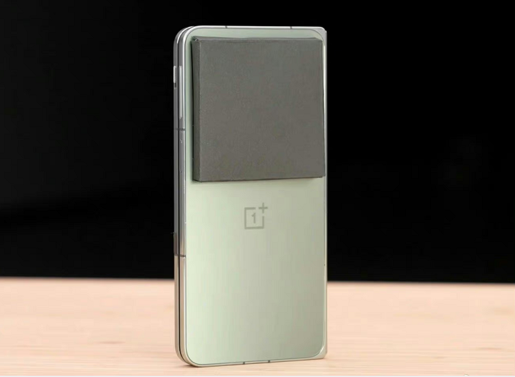 OPPO Find N3真机疑似曝光，外观一改从前，苹果抛弃的功能被它用上了-第1张图片-科技快讯