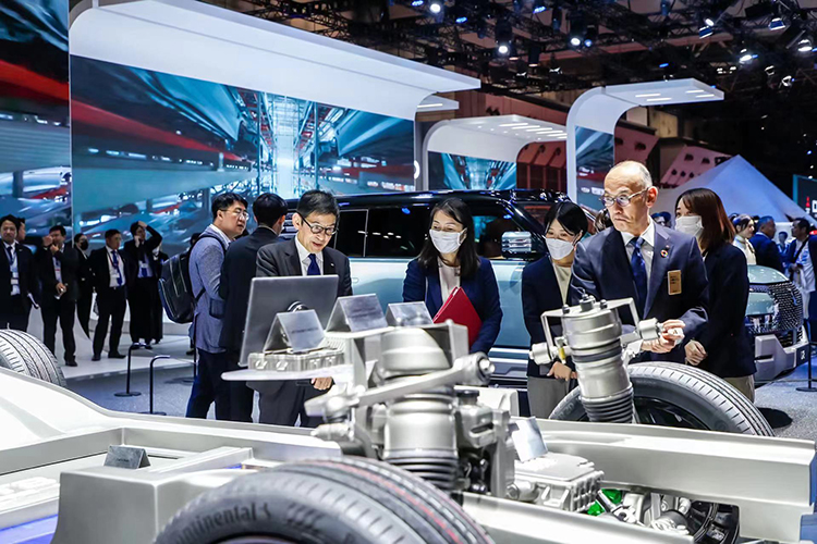 比亚迪携五款车型亮相2023东京车展 加速布局海外市场-第6张图片-科技快讯