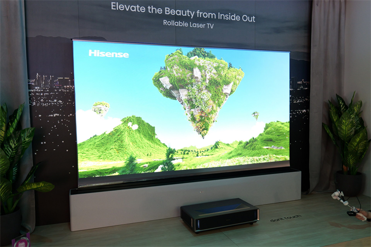 CES2024丨突破电视形态与性能的创新，海信呈现全场景显示解决方案-第2张图片-科技快讯