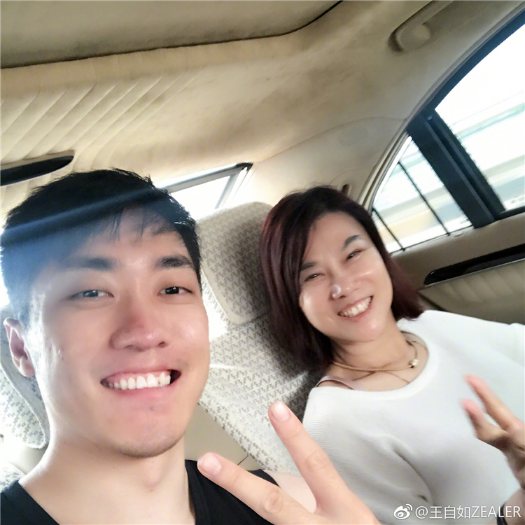 怒斥孟羽童携手王自如被网友痛骂，70高龄的董明珠尚能饭否？-第10张图片-科技快讯