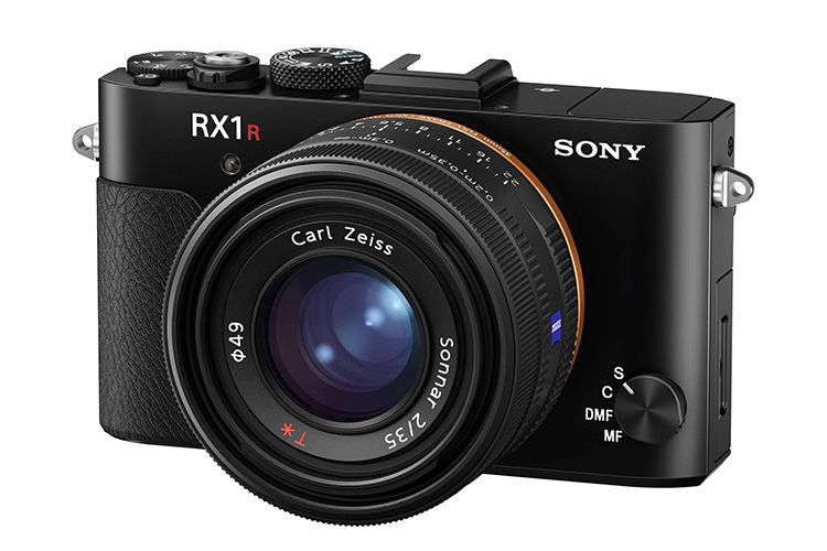 索尼正式停产RX1R II 但松下却要补上全幅固定镜头相机的缺口-第2张图片-科技快讯