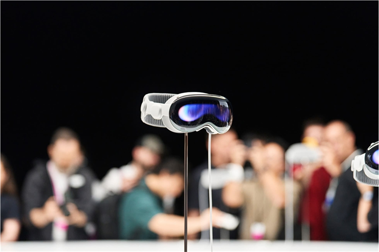 苹果耳"洞"大开，计划推出带摄像头的AirPods，这能够干嘛？-第1张图片-科技快讯