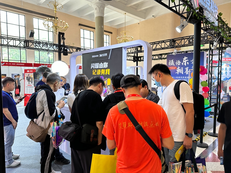 致态存储卡现身P&amp;E：为用户提供专业高效的存储解决方案-第1张图片-科技快讯