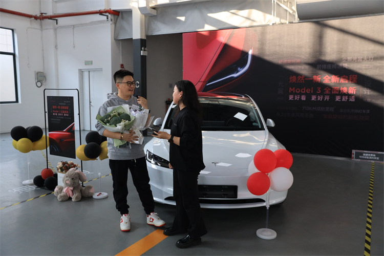 直击特斯拉Model 3焕新版国内交付，全流程十足惊喜！-第2张图片-科技快讯