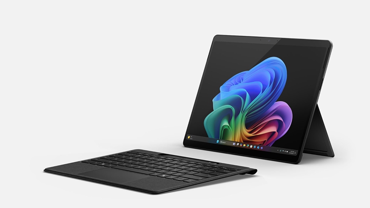 微软发布新一代Surface Pro：高通骁龙处理器加成，目标iPad Pro-第1张图片-科技快讯
