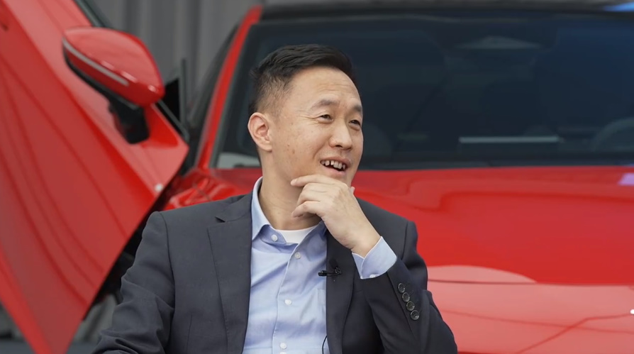 周鸿祎对话哪吒汽车张勇：明年大模型落地哪吒汽车-第2张图片-科技快讯
