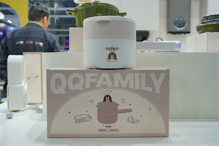 康佳在IEAE玩得挺"萌"？这还是我知道的哪个康佳吗？-第6张图片-科技快讯