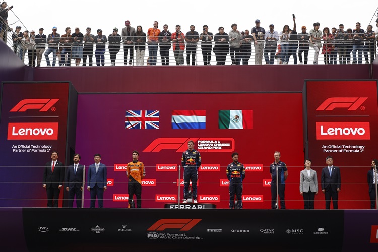 气氛热烈，成绩不理想！F1中国大奖赛收官，周冠宇位列14名-第1张图片-科技快讯