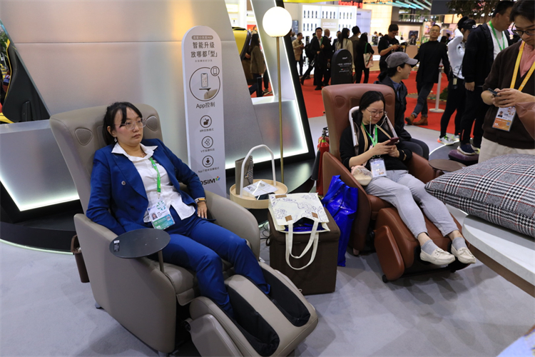 CIIE2023丨OSIM傲胜秀养身科技王牌组合，缓解现代人快节奏生活-第6张图片-科技快讯