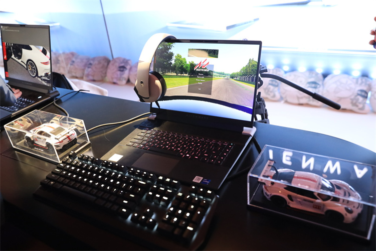 ALIENWARE外星人助力保时捷电竞挑战赛"境界全开"，纵享专业游戏体验-第5张图片-科技快讯