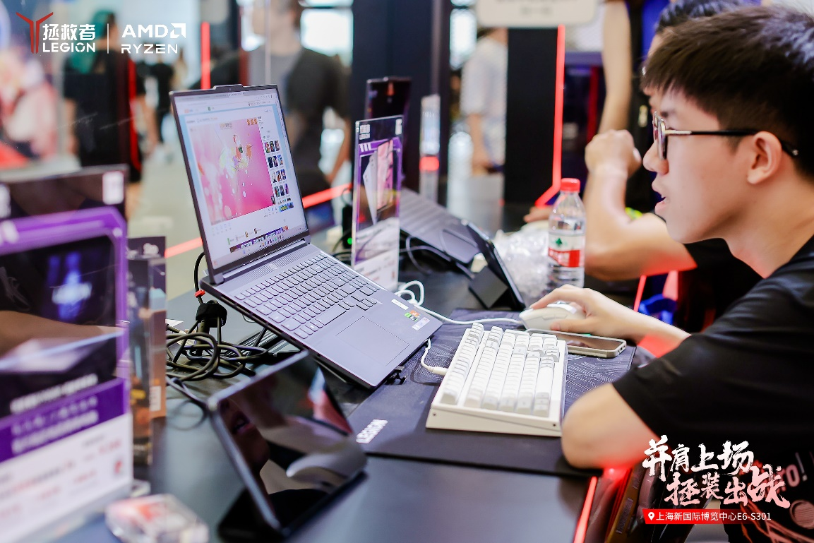 5X打造硬核产品体验 拯救者R9000X领衔 联想新品亮相ChinaJoy 2023-第9张图片-科技快讯