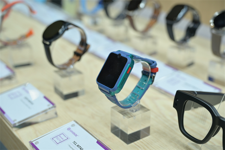 MWC2024丨紫光展锐发布V620芯片平台及产品，更有AI赋能全栈解决方案-第6张图片-科技快讯