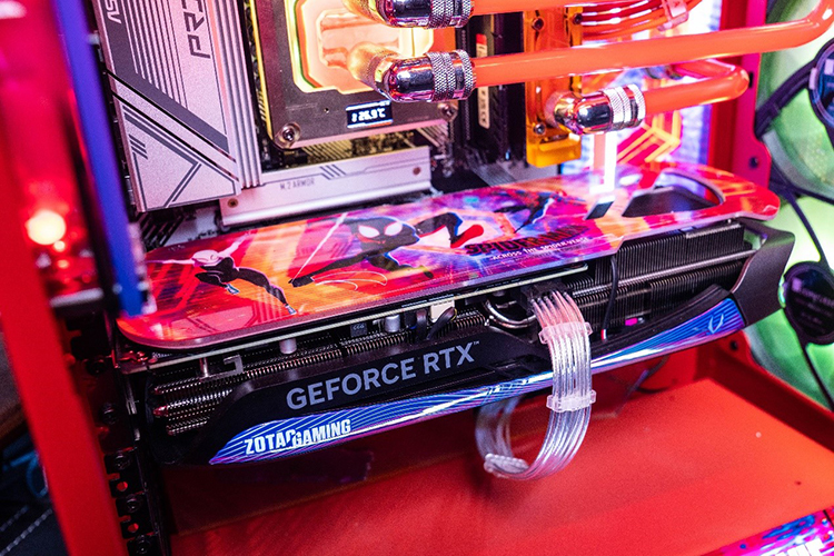 索泰RTX 4070 AMP AIRO SPIDERMAN显卡 跟随蜘蛛侠一同纵横宇宙-第3张图片-科技快讯