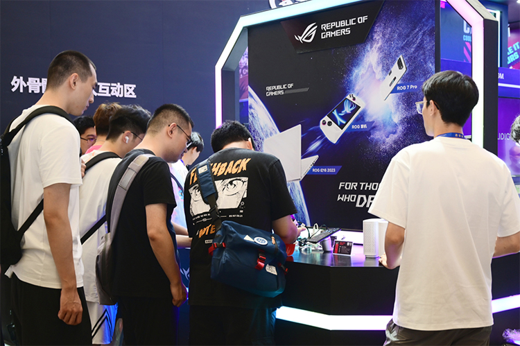 热点科技亮相ChinaJoy2023，携手三十多家科技品牌成功举办"热点畅玩节"-第5张图片-科技快讯