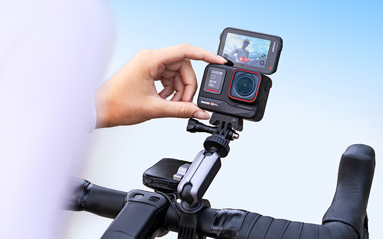 影石Insta360 Ace Pro运动相机正式发布 徕卡镜头兼有翻转屏设计-第2张图片-科技快讯