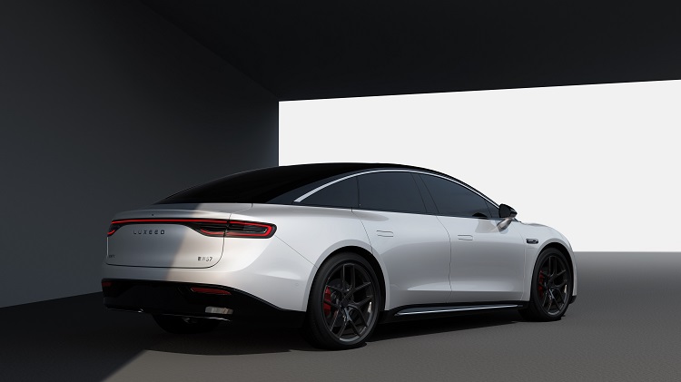 规格超越Model S 华为奇瑞首款深度定制车型智界S7亮相-第4张图片-科技快讯