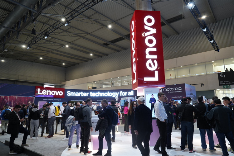 MWC2024丨AIPC新纪元已来，联想发布多款AIPC产品扛"AI大旗"-第1张图片-科技快讯