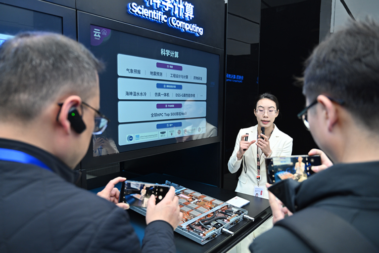 联想创新之旅：探索科技与艺术的融合，迈向零碳智造未来-第3张图片-科技快讯