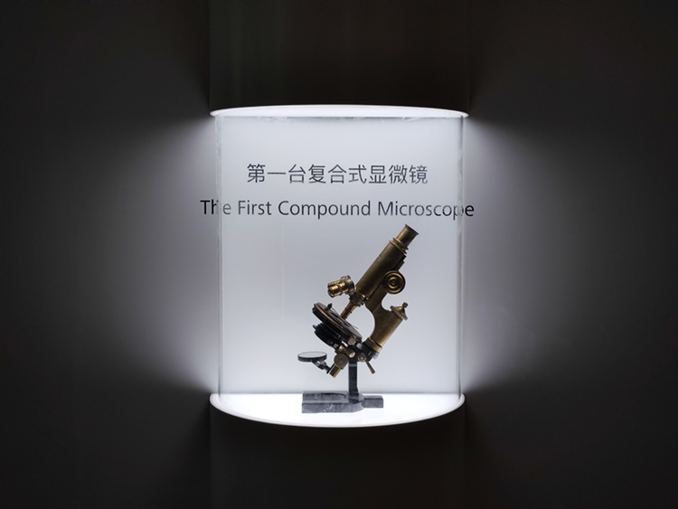 百年"追光者"：从小作坊走向科技前沿，蔡司何以书写百年传奇？-第1张图片-科技快讯