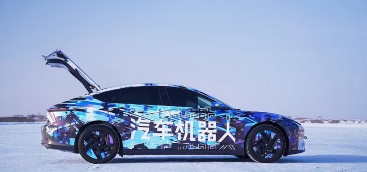 语音、智驾大升级！极越07冬测谍照曝光-第2张图片-科技快讯