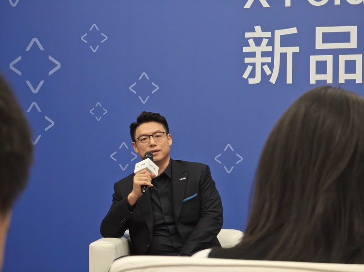 vivo产品副总裁黄韬：vivo X Fold3贴钱在做，让折叠屏走向大众市场   -第2张图片-科技快讯