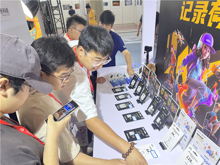 现场直击China P&amp;E，热点科技与易摄会携手众品牌共创影像盛宴！-第8张图片-科技快讯