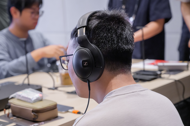 森海塞尔发布HD 620S：鱼和熊掌兼得，封闭式设计媲美开放耳机-第9张图片-科技快讯