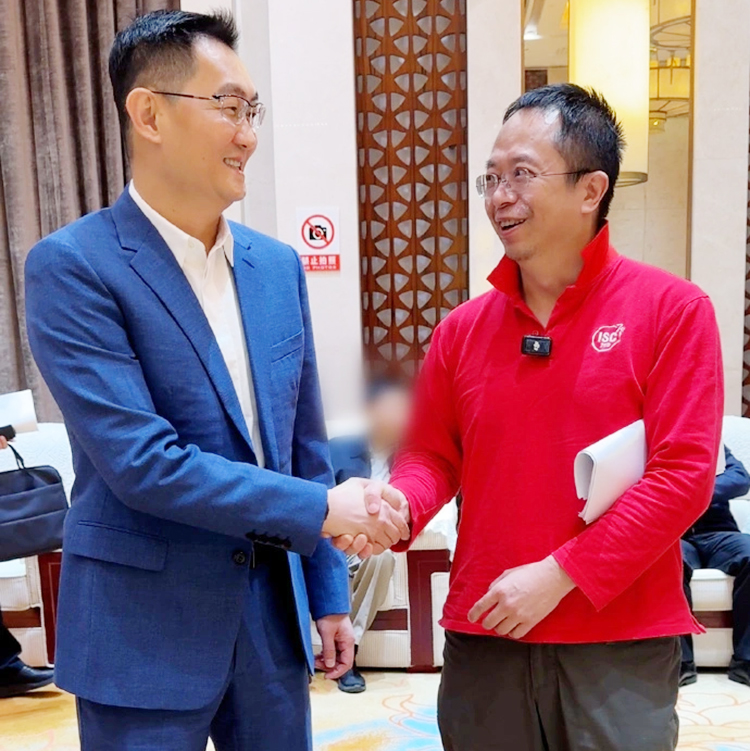 揍李彦宏、斗马化腾、约架雷军，周鸿祎这个刺头惹过多少事儿？-第20张图片-科技快讯