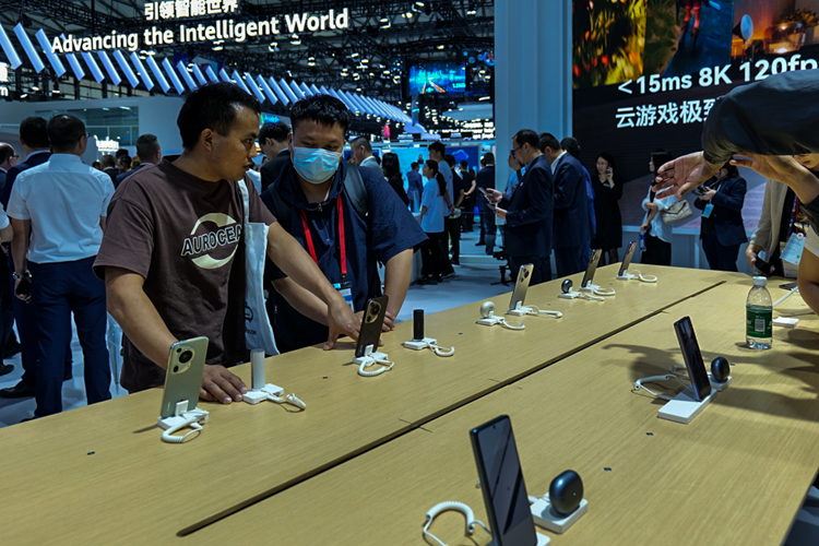 华为展示5G-A通信解决方案：充裕带宽为行业带来更多可能-第6张图片-科技快讯