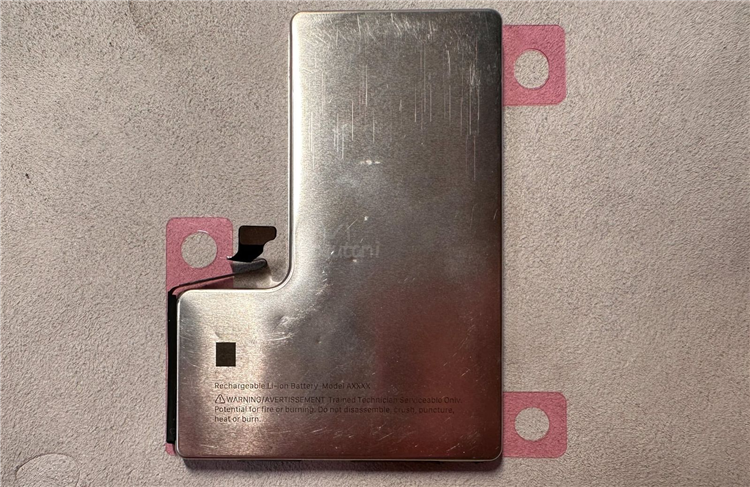 苹果创新靠欧盟！曝iPhone 16 Pro Max将采用不锈钢电池壳方便拆卸-第2张图片-科技快讯