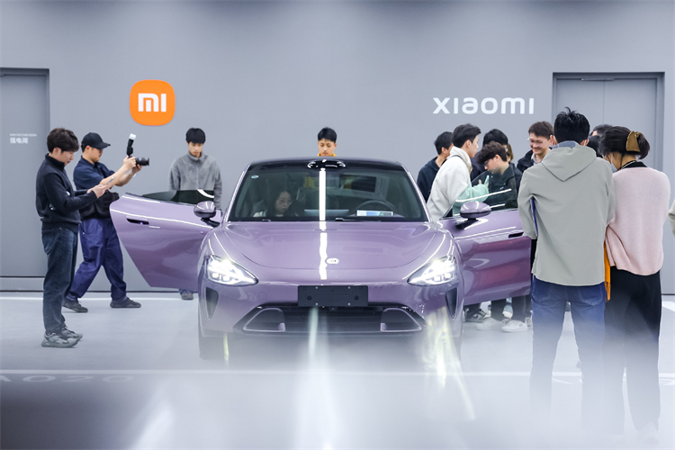 太火爆！小米SU7交付量6月破万，新增订单同样破万-第3张图片-科技快讯
