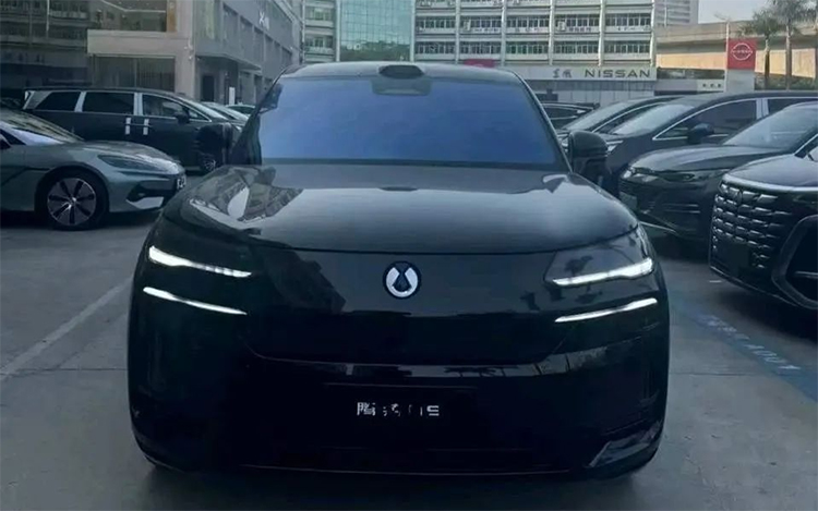 比亚迪腾势N9到店：全国首台，售价预计在35.98万元起-第4张图片-科技快讯